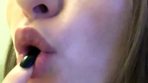 Hot Amateur Webcam Teen Masturbates For...